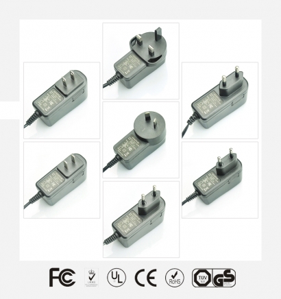 24V0.5A插墻式優(yōu)質(zhì)電源適配器